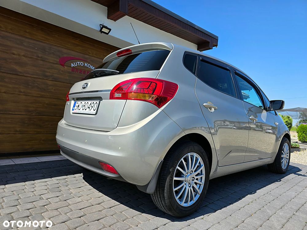 Kia Venga 1.4 CVVT Fifa World Cup Edition - 7