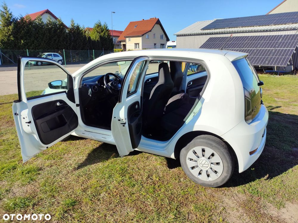 Volkswagen up! 1.0 Beats - 8