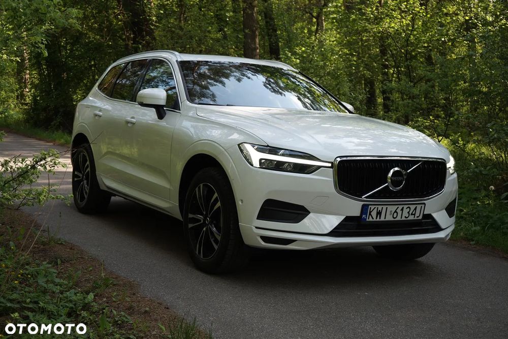 Volvo XC 60 T5 AWD Geartronic Momentum Pro - 2