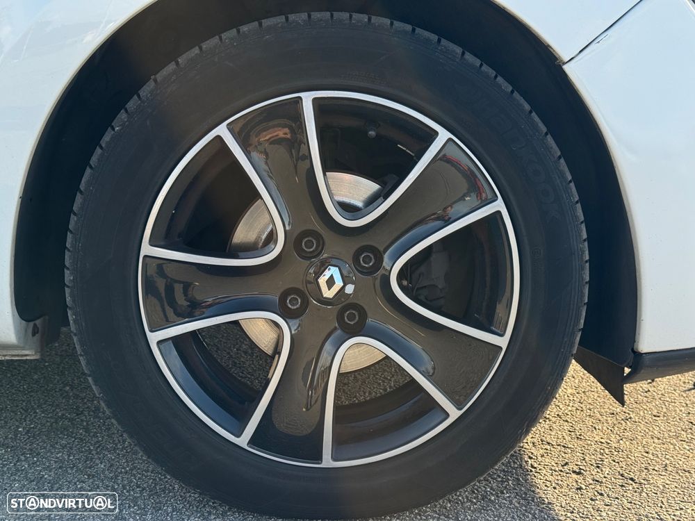 Renault Clio dCi 90 Dynamique - 10