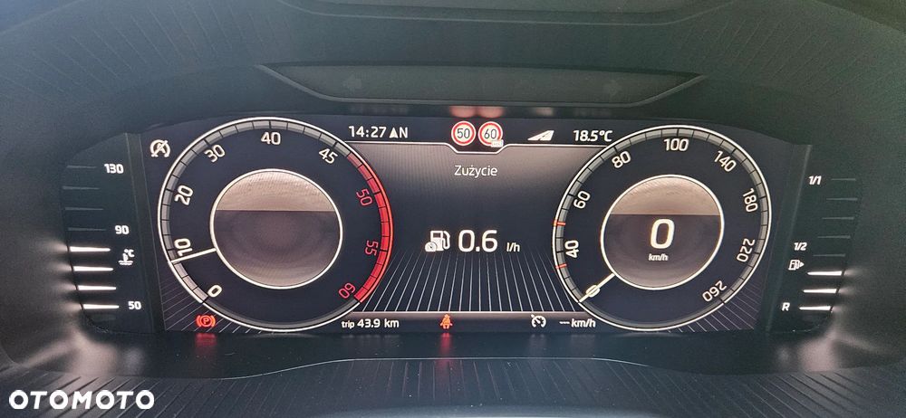 Skoda Karoq 2.0 TDI SCR 4x2 Sportline - 36