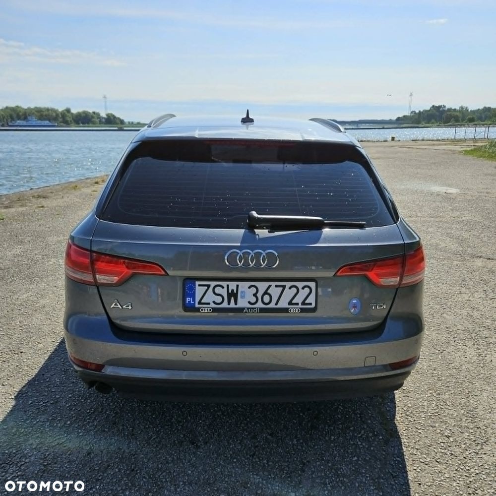 Audi A4 Avant 2.0 TDI S tronic - 8
