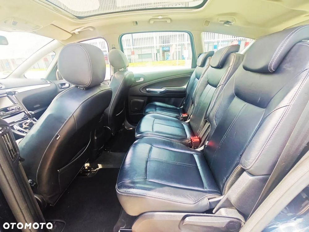 Ford S-Max 2.0 TDCi DPF Titanium X - 31