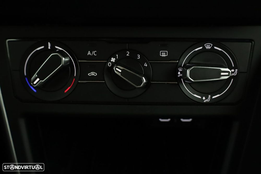 VW Taigo 1.0 TSI Urban DSG - 12