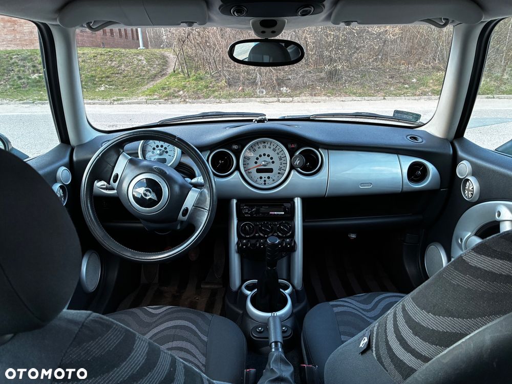 MINI ONE Standard - 9