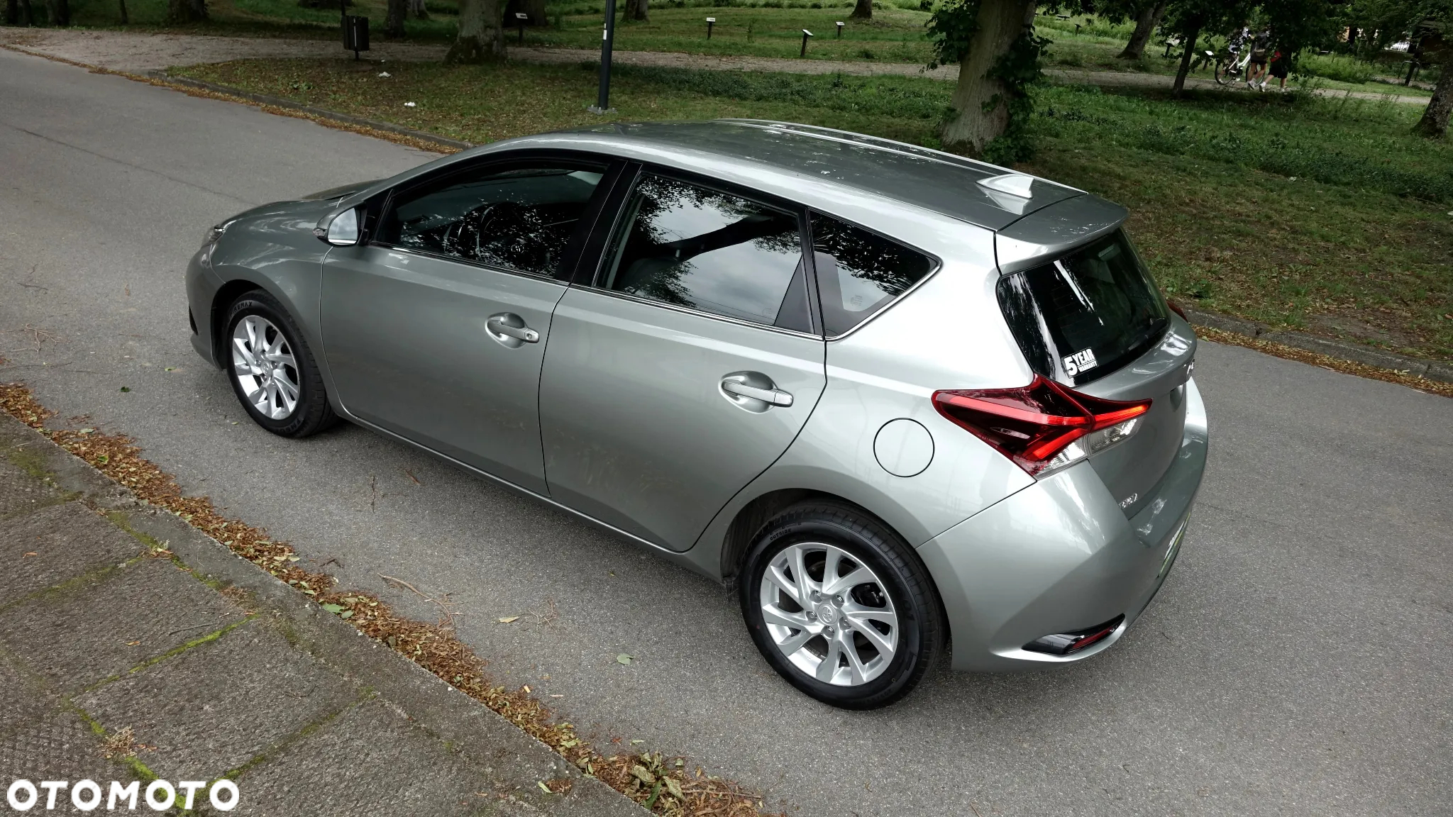 Toyota Auris 1.33 VVT-i Comfort - 30