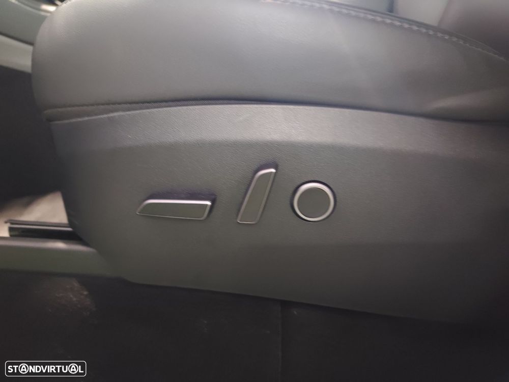 Tesla Model Y RWD - 22