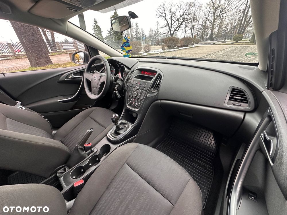 Opel Astra 1.4 ecoFLEX - 26