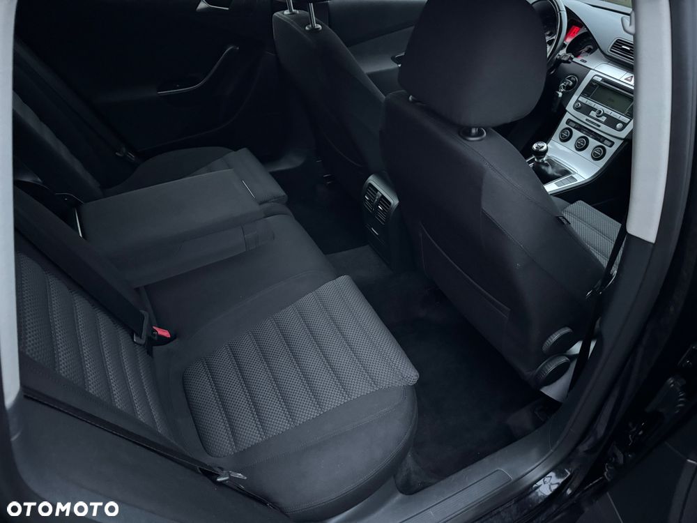 Volkswagen Passat Variant 1.4 TSI Sportline - 16