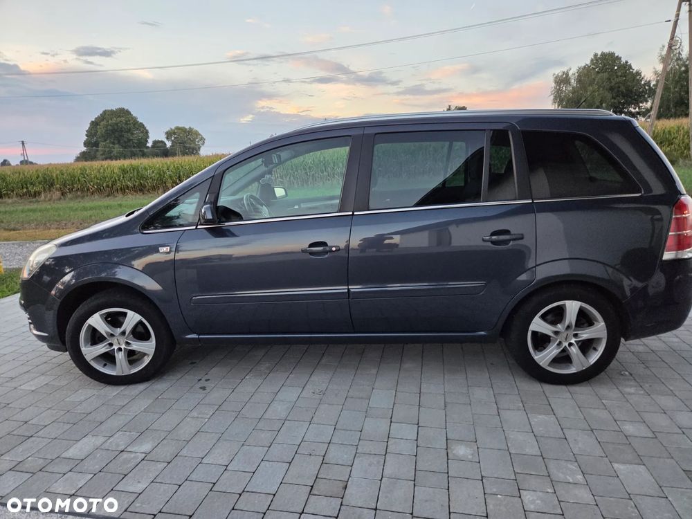 Opel Zafira 1.8 - 8