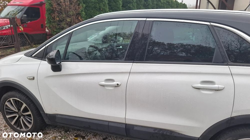 Opel Crossland X - 10