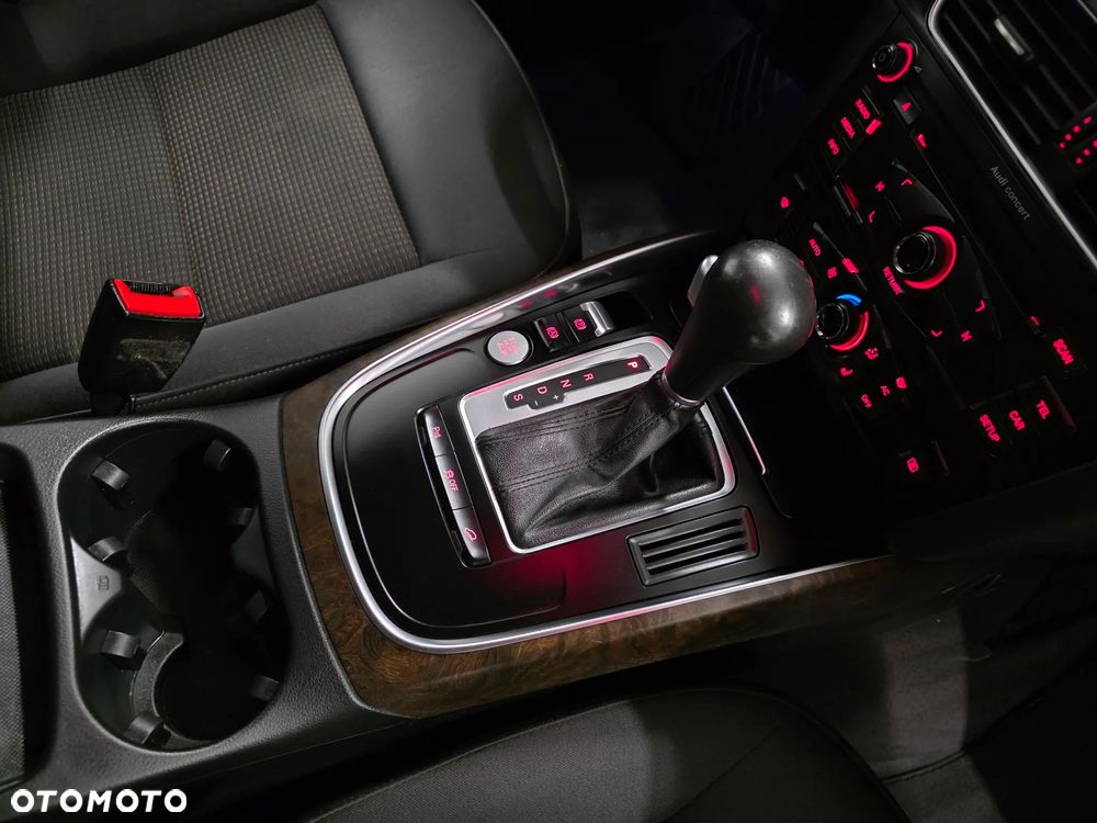 Audi Q5 2.0 TDI Quattro S tronic - 19