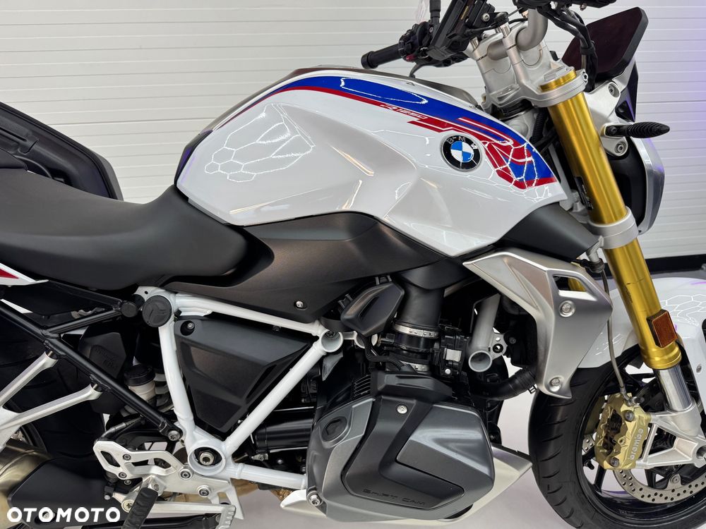 BMW R - 15