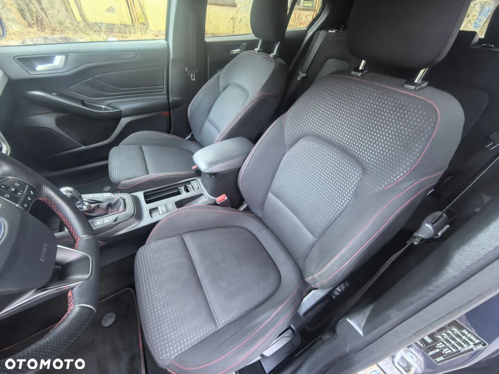 Ford Focus 1.0 EcoBoost Start-Stopp-System ST-LINE STYLE - 22