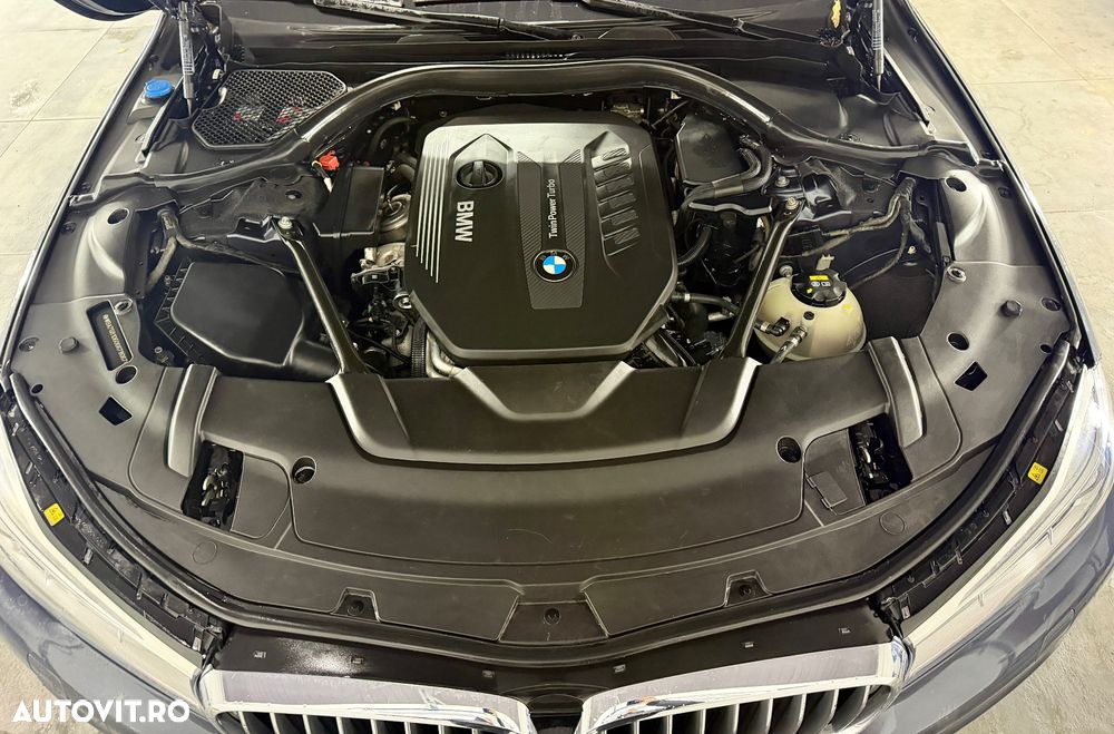 BMW Seria 7 740Ld xDrive - 29