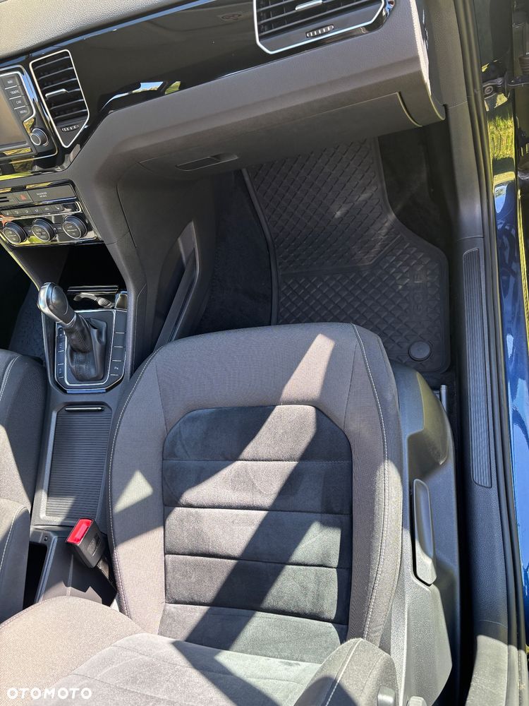 Volkswagen Golf Sportsvan - 21