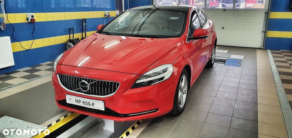 Volvo V40 D2 Inscription - 2