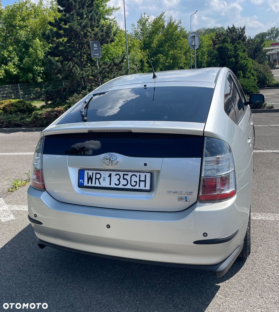 Toyota Prius 1.5 VVT-i Sol (nav) - 4