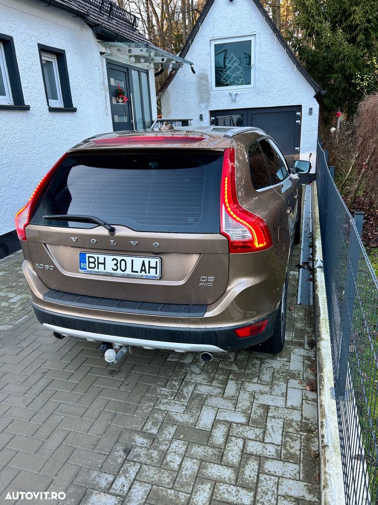 Volvo XC 60 D5 AWD Kinetic - 4