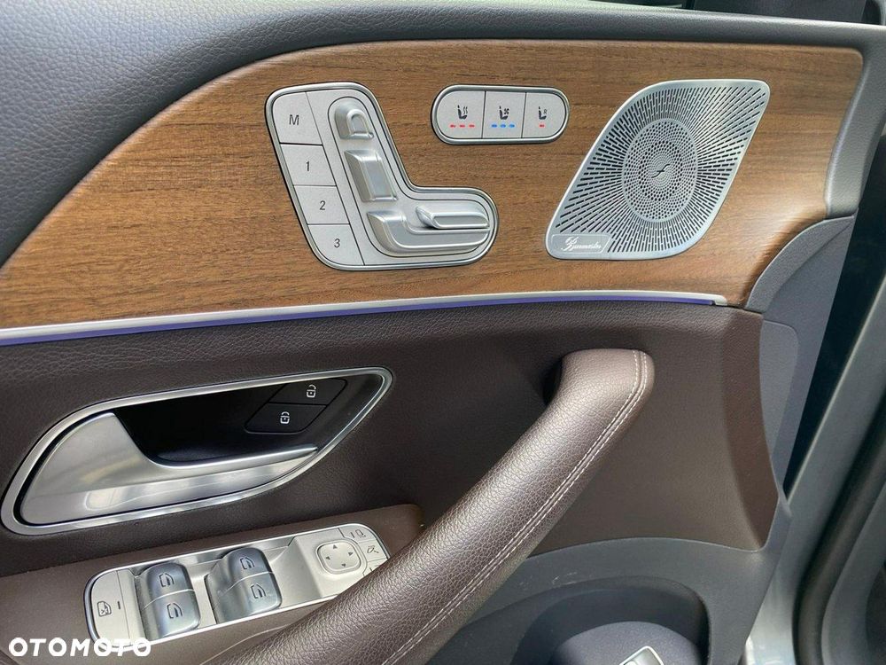 Mercedes-Benz GLS - 19