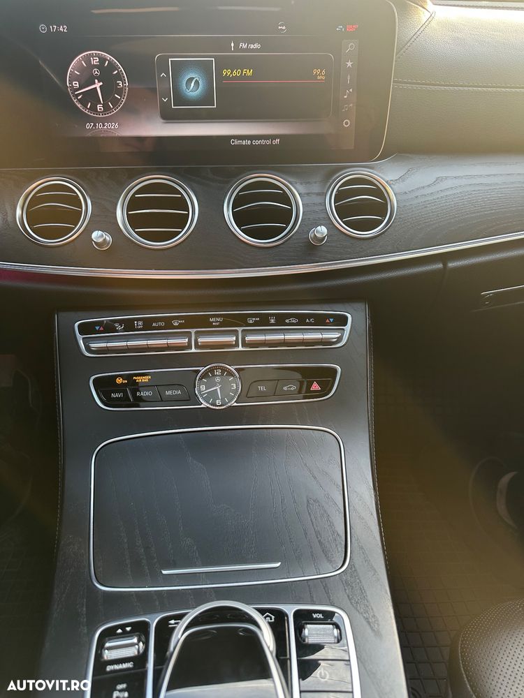 Mercedes-Benz E - 17
