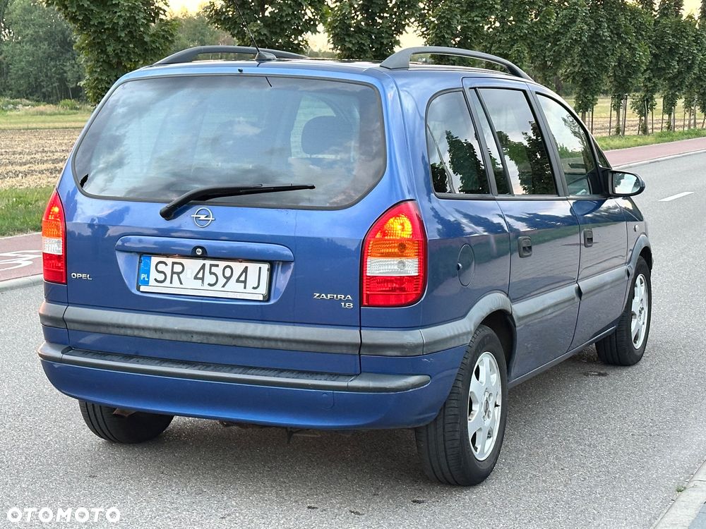 Opel Zafira 1.8 16V Elegance - 10