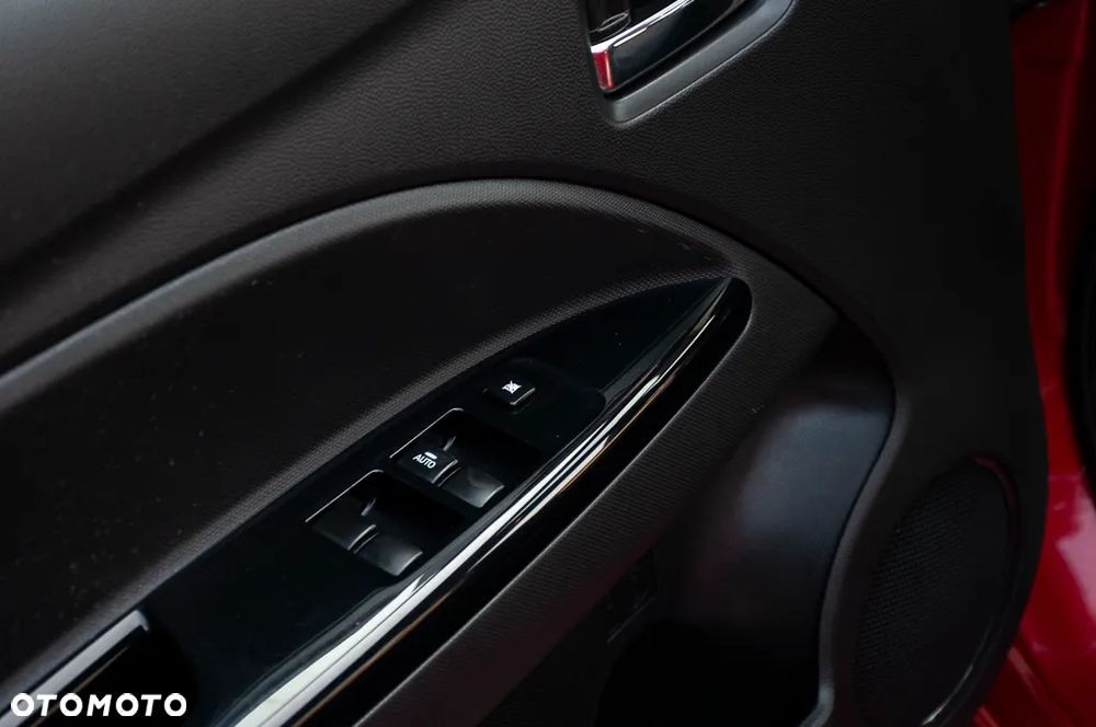 Mitsubishi Space Star 1.2 CVT Intro Edition+ - 23