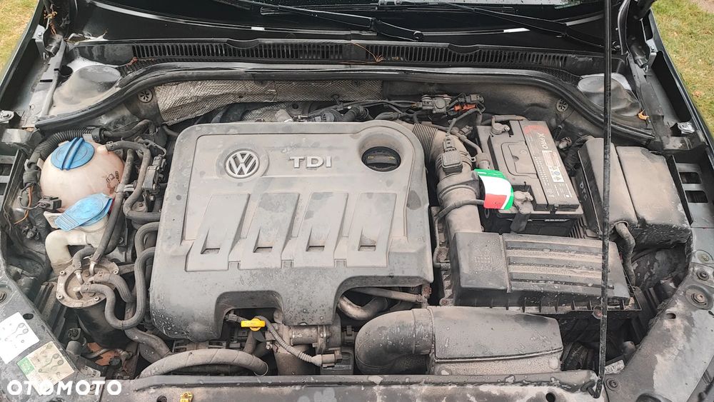 Volkswagen Jetta 1.6 TDI Comfortline - 7