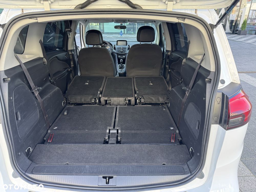 Opel Zafira - 8
