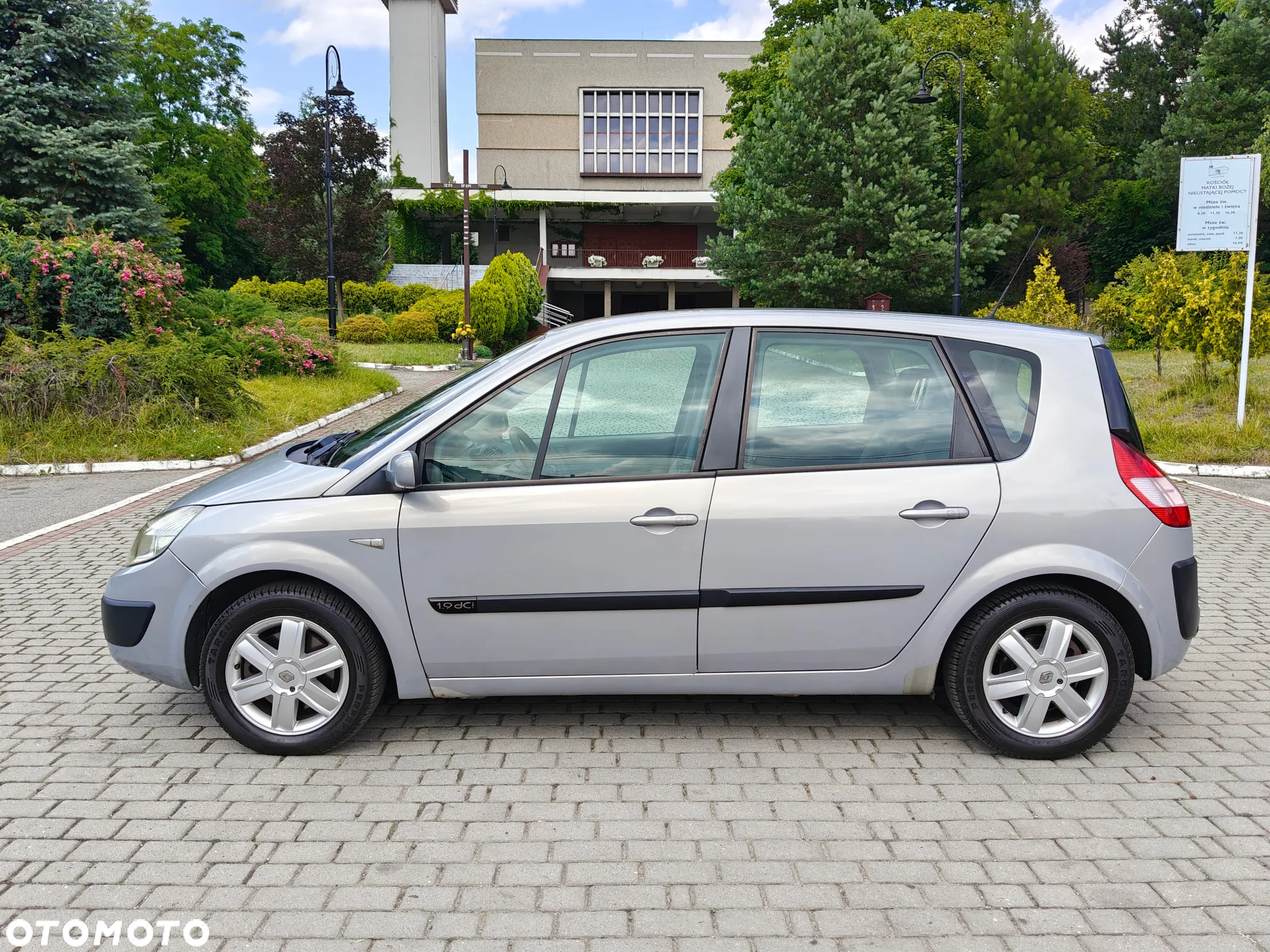 Renault Scenic 1.9 dCi Confort Authentique - 32