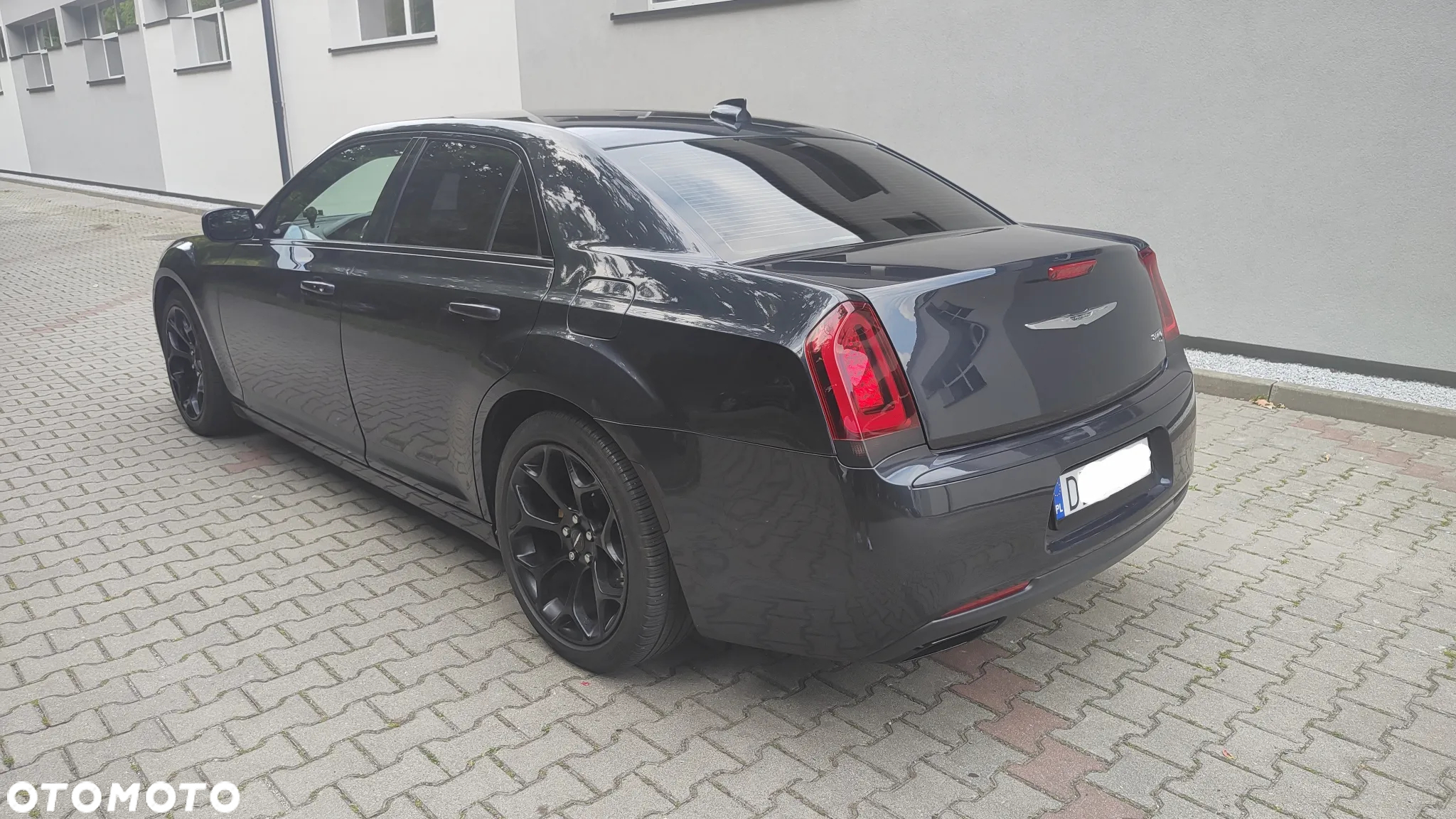 Chrysler 300s - 6