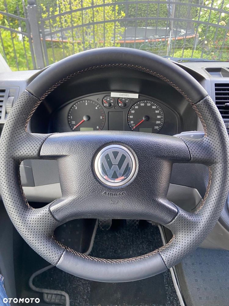 Volkswagen Transporter - 17