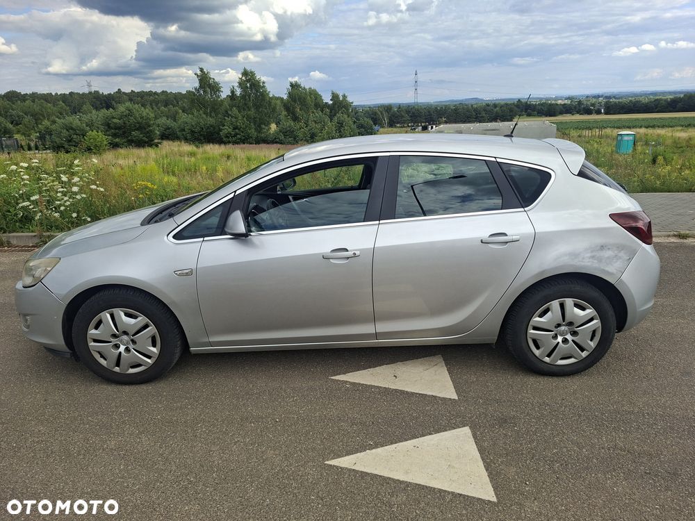 Opel Astra - 4
