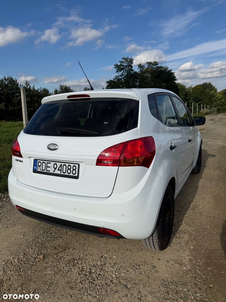 Kia Venga 1.4 M - 5