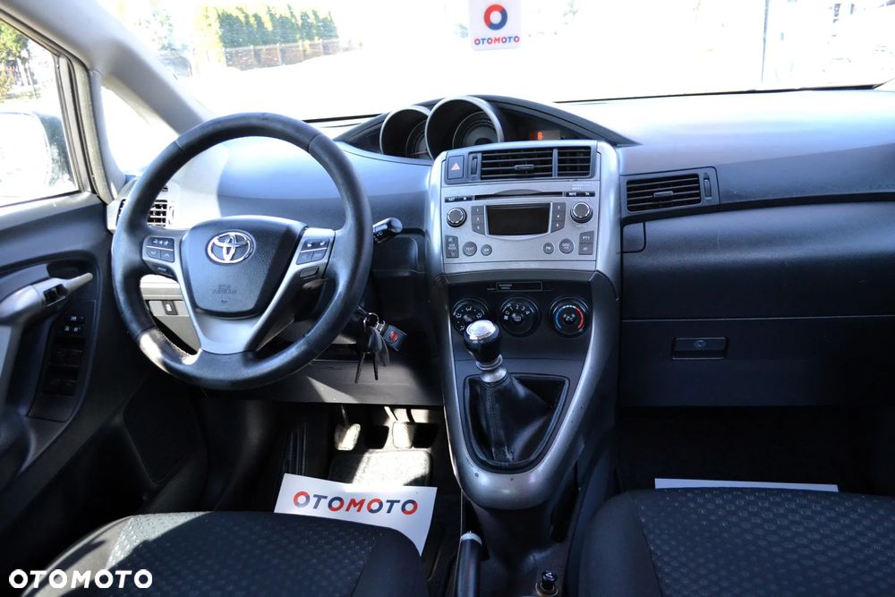 Toyota Verso 2.0 D-4D - 7