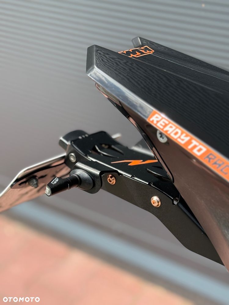 KTM Super Duke - 22