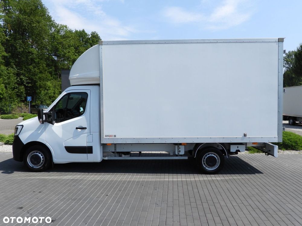 Renault MASTER KONTENER 8 PALET TEMPOMAT LEDY KLIMATYZACJA  165KM - 9