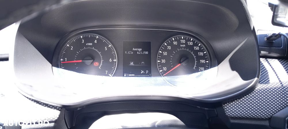 Dacia Logan TCe 90 CVT Comfort - 11