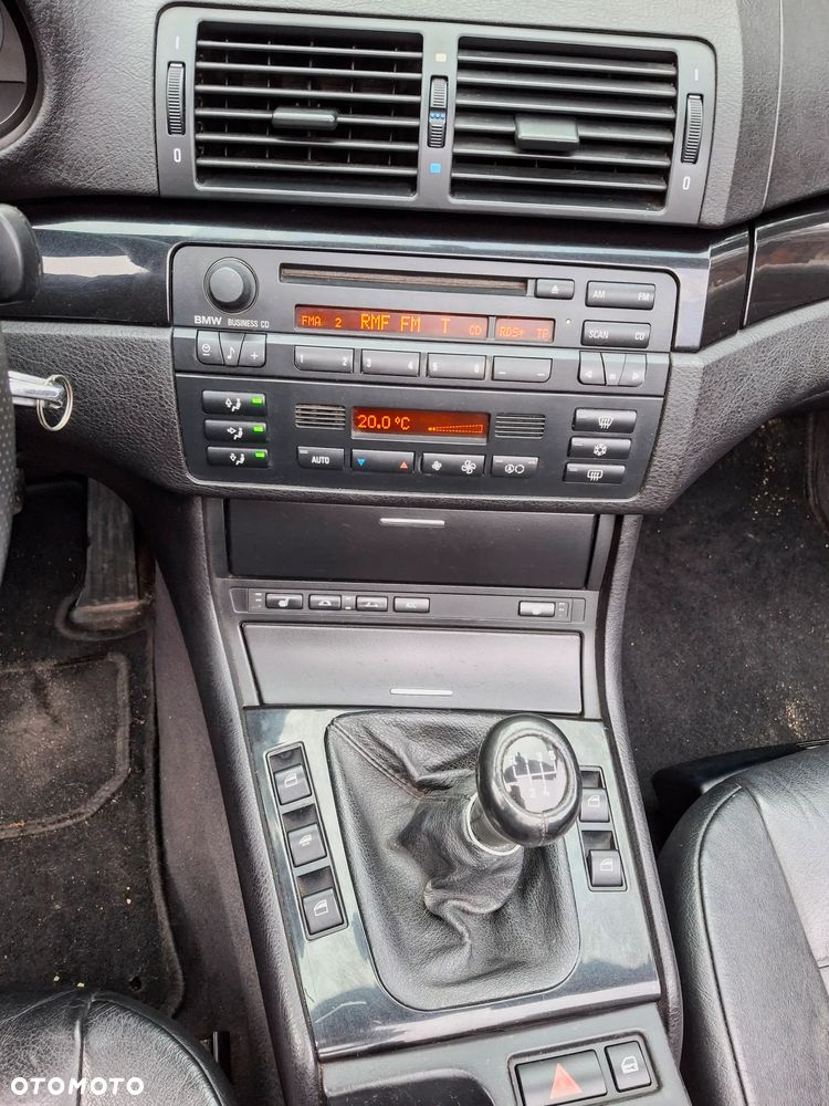 BMW Seria 3 323 CI - 6