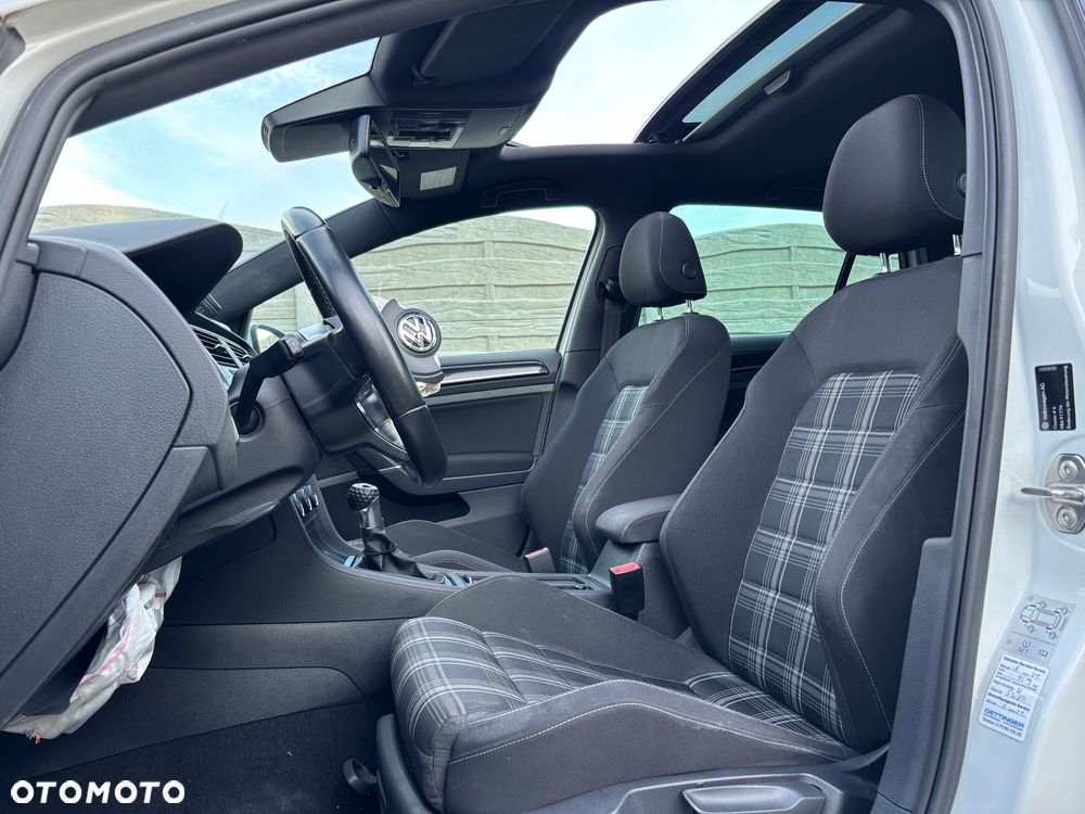 Volkswagen Golf GTD BlueMotion Technology - 15