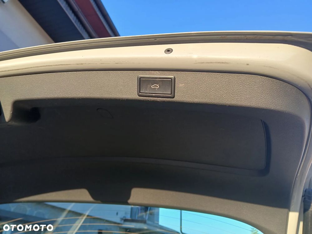 Skoda Octavia 2.0 TDI 4x4 DSG RS - 11