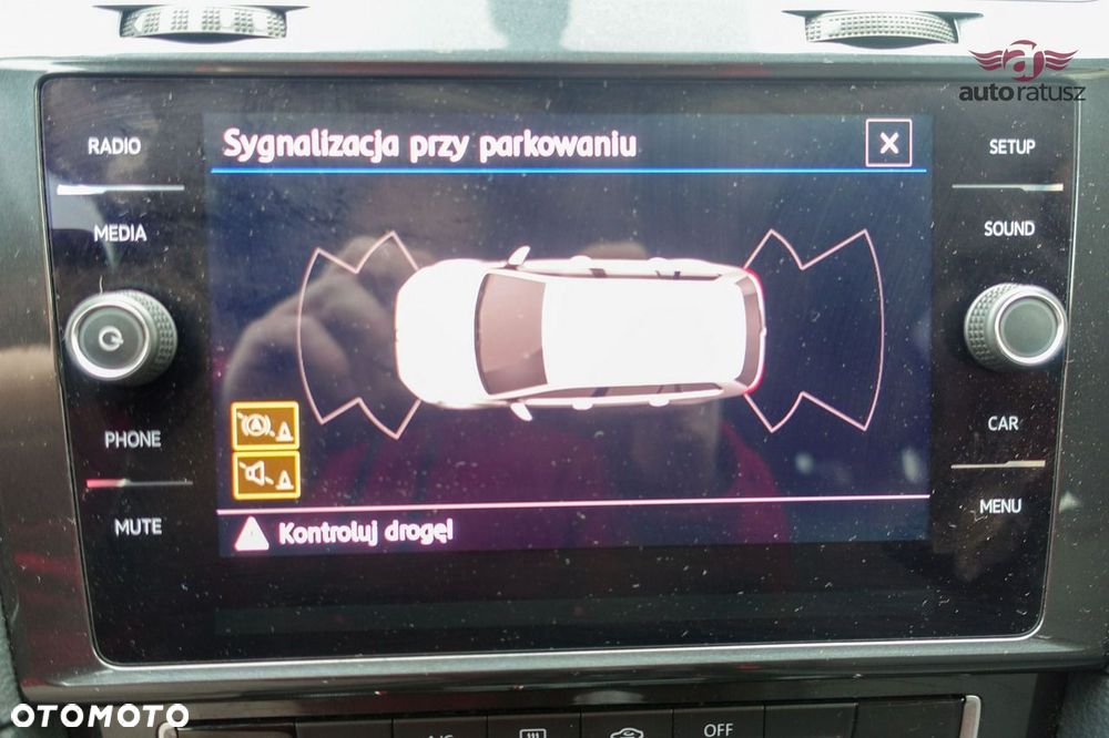 Volkswagen Golf - 24