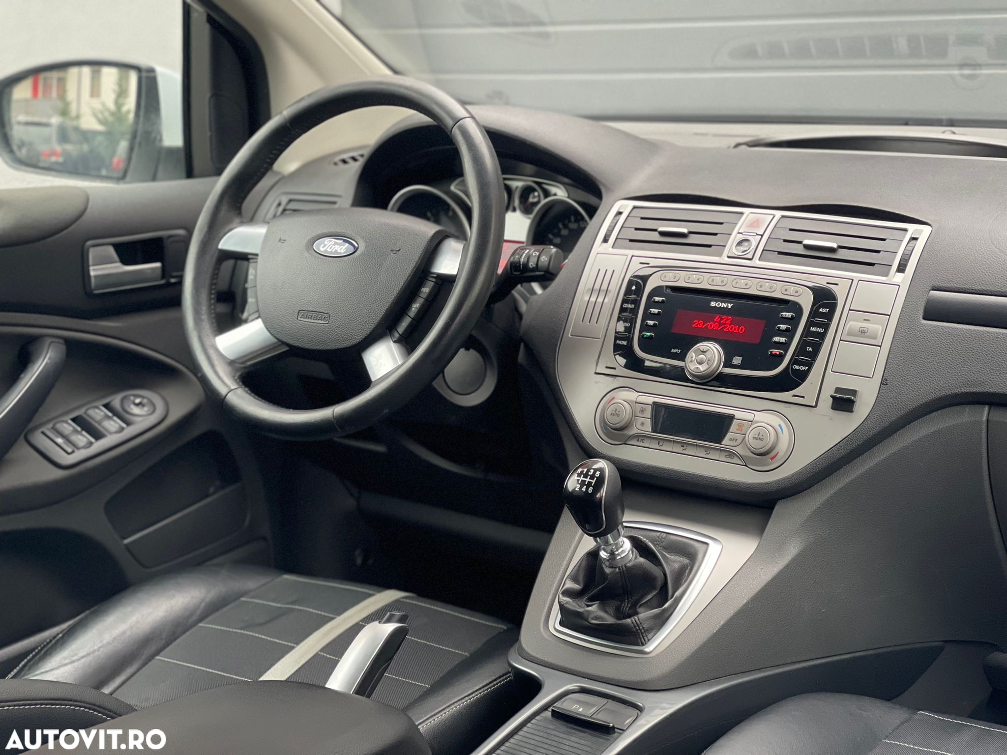 Ford Kuga 2.0 TDCi 2WD Trend - 7