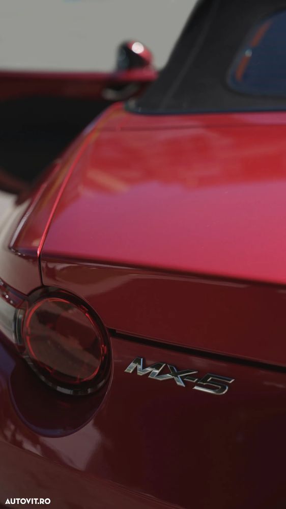 Mazda MX-5 SKYACTIV-G 160 i-ELOOP Sports-Line - 2