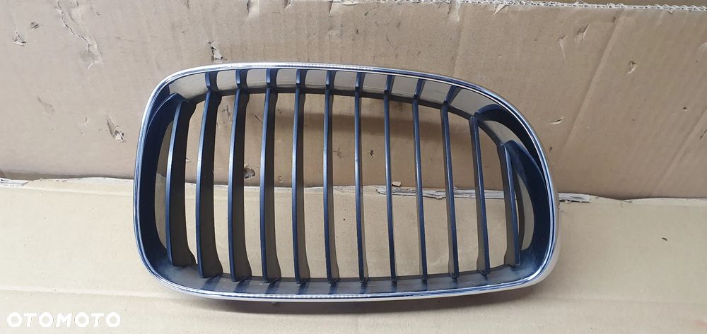 Nerka grill atrapa prawa ORYGINAŁ BMW I E81 E87 - 6