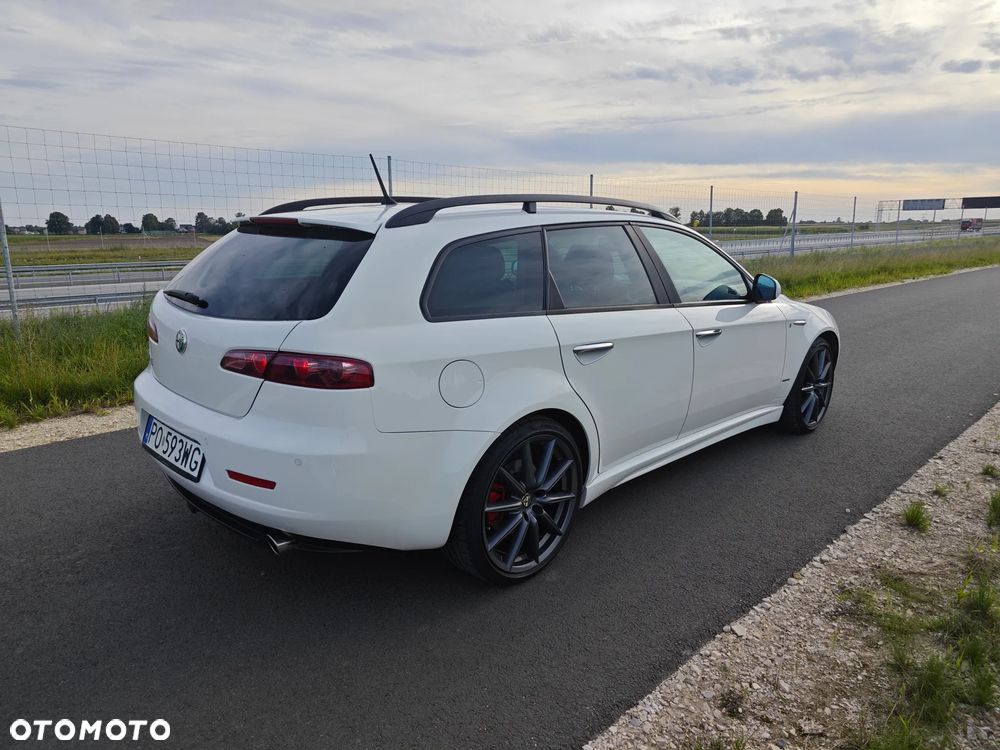 Alfa Romeo 159 2.4JTDM ti - 6