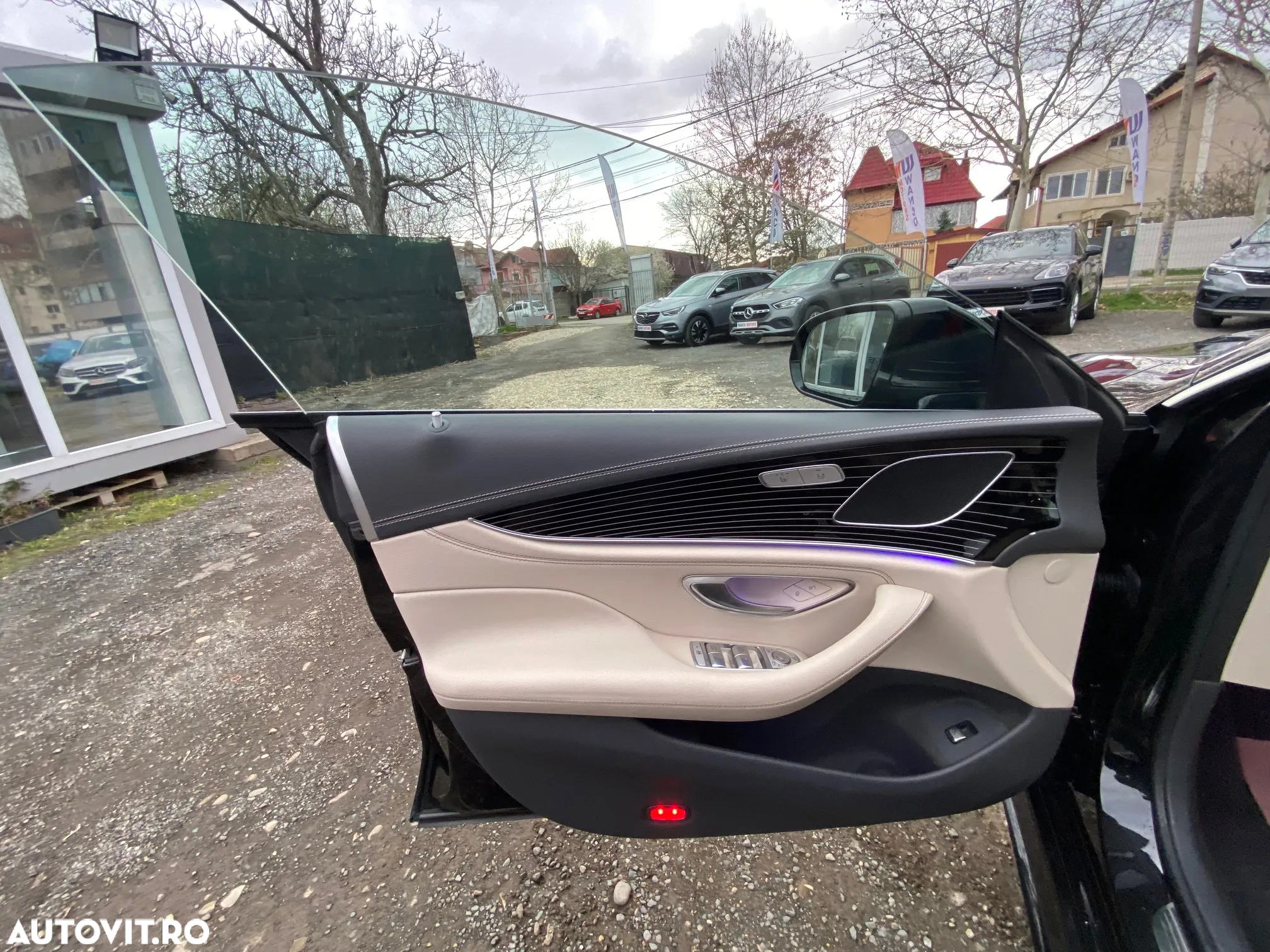 Mercedes-Benz CLS 300 d 9G-TRONIC AMG Line - 12