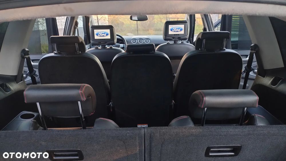Ford S-Max - 22