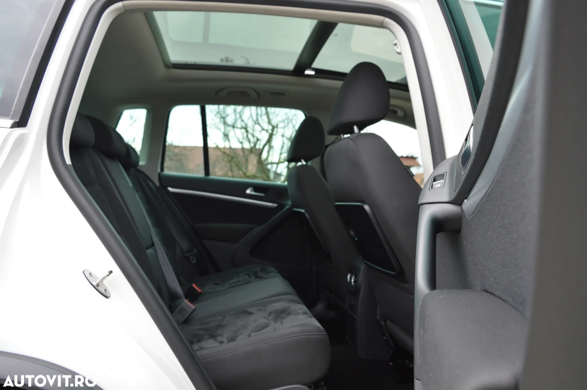 Volkswagen Tiguan - 22
