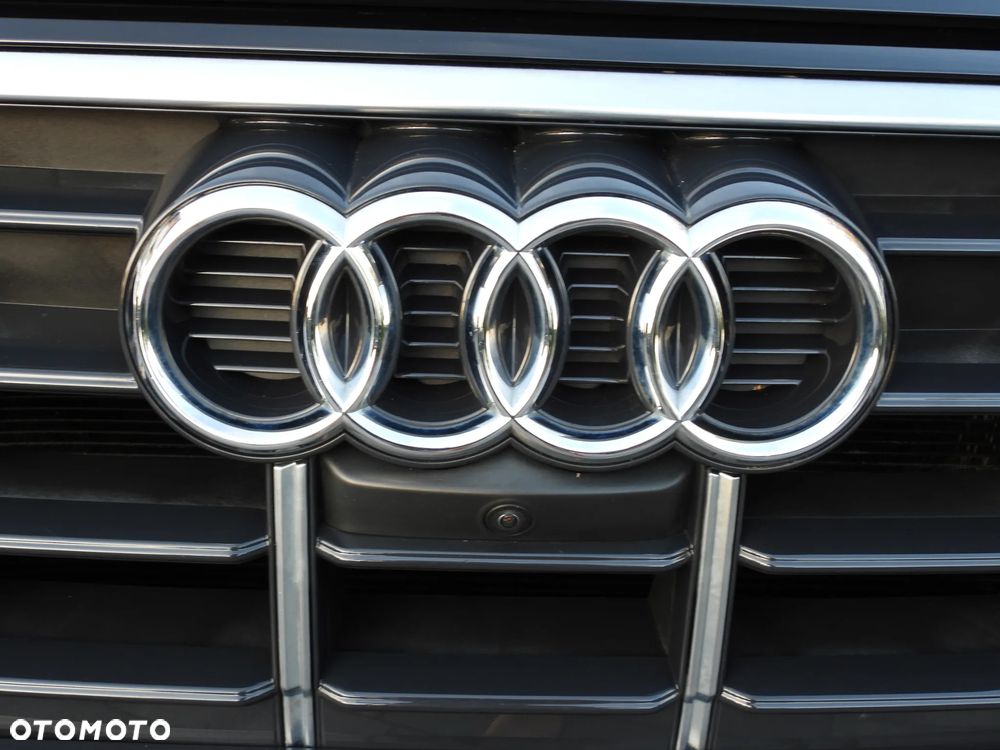 Audi Q5 40 TDI quattro S tronic design - 30